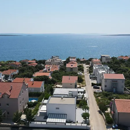 Vila Rd - Private Paradise With Pool & Garden *