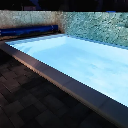 Rd - Private Paradise With Pool & Garden Vila *